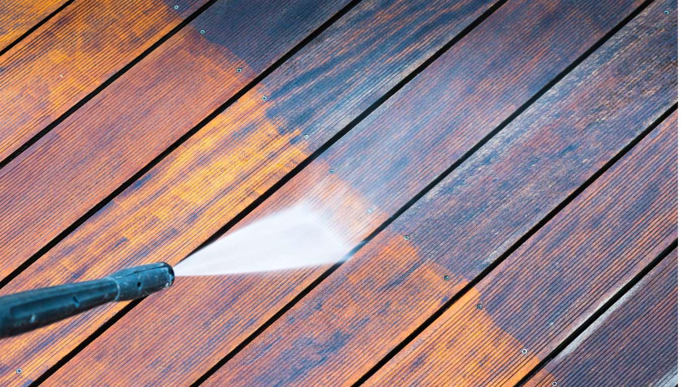How to Pressure Wash a Deck Without Damaging It 3 How to Pressure Wash a Wooden Deck Safely